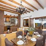 Villa Flores