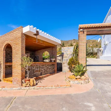 Flores Villa